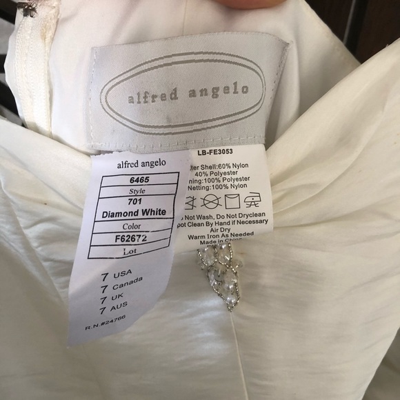 Wedding Flower Girl dresses. Girls size 7 and 9. - Picture 5 of 5